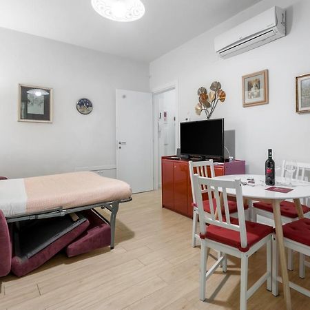 Wine Apartments Florence Masseto Bagian luar foto