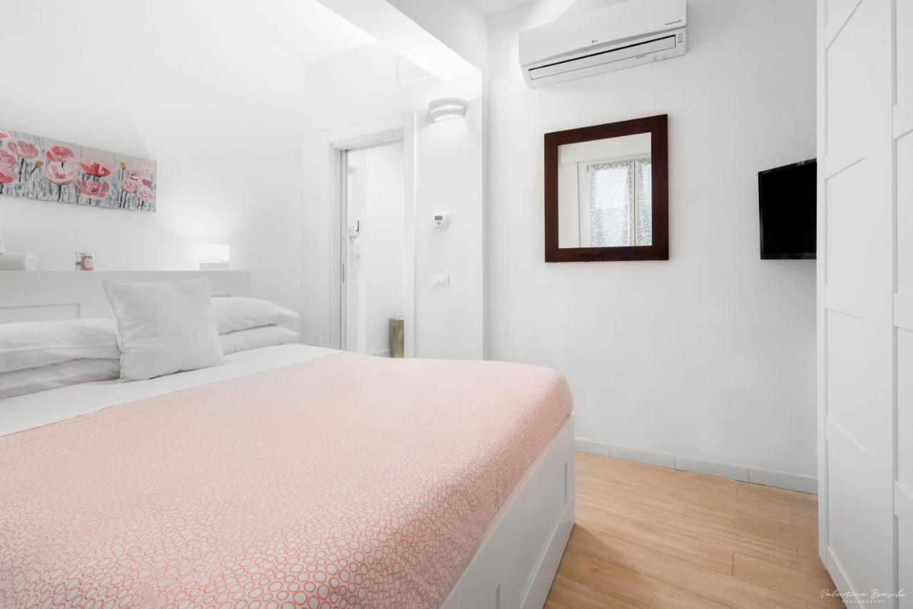 Wine Apartments Florence Masseto Bagian luar foto